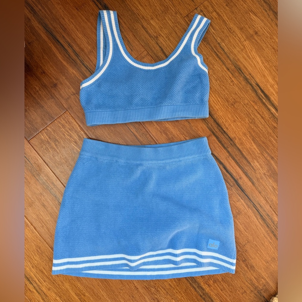 ALO Tennis Club Sweater knit bra and matching skirt set blue with white trim